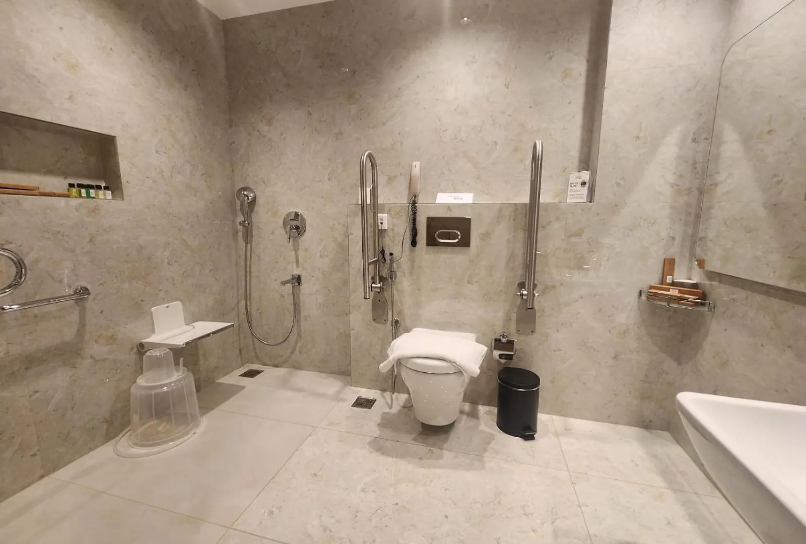 Vv'S Lakshmi Inn Thekkumkara 3*,