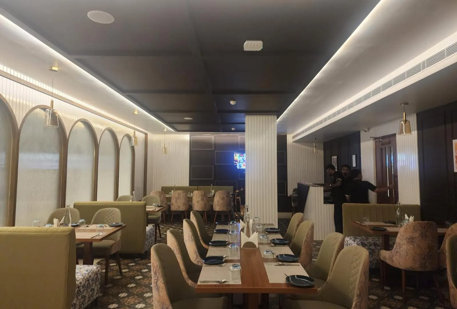 Vv'S Lakshmi Inn Thekkumkara Hotel