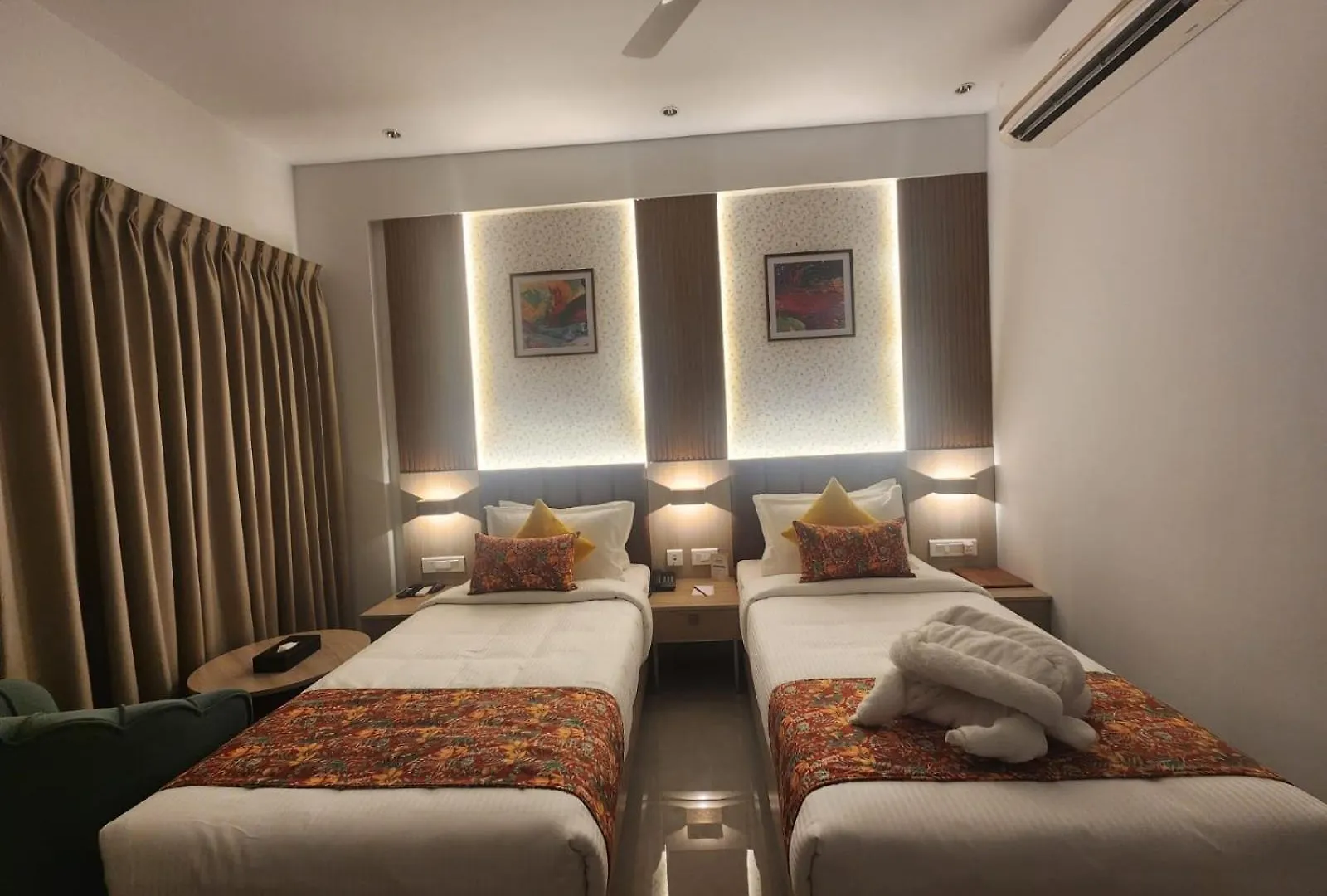Vv'S Lakshmi Inn Thekkumkara 3*,